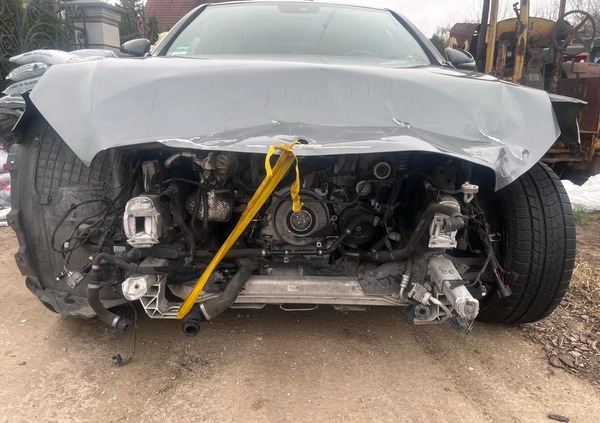 Mercedes-Benz Klasa C cena 52000 przebieg: 212000, rok produkcji 2018 z Warszawa małe 301